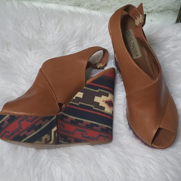 Leather Aztec Print Wedges Worn Once - Picture 2 of 3